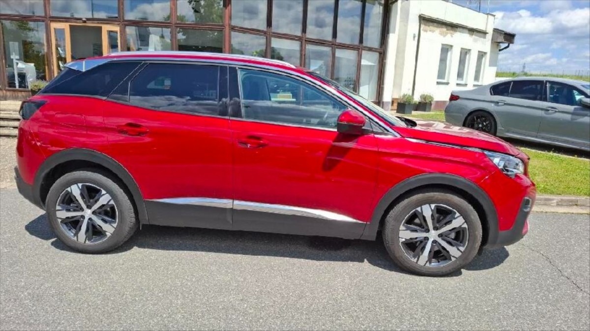 peugeot-3008 - 1