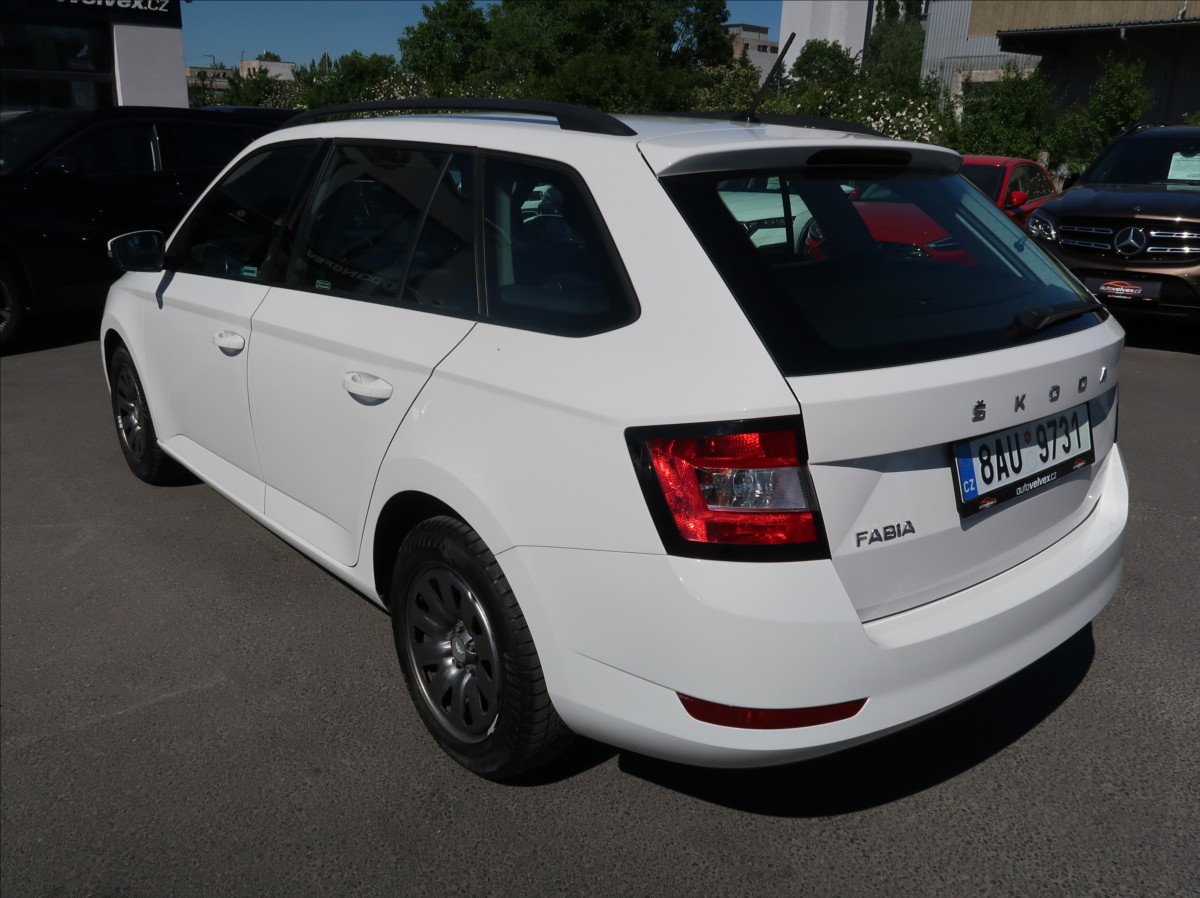 skoda-fabia-1-0-tsi-70kw-1majcr-klima-dph - 3