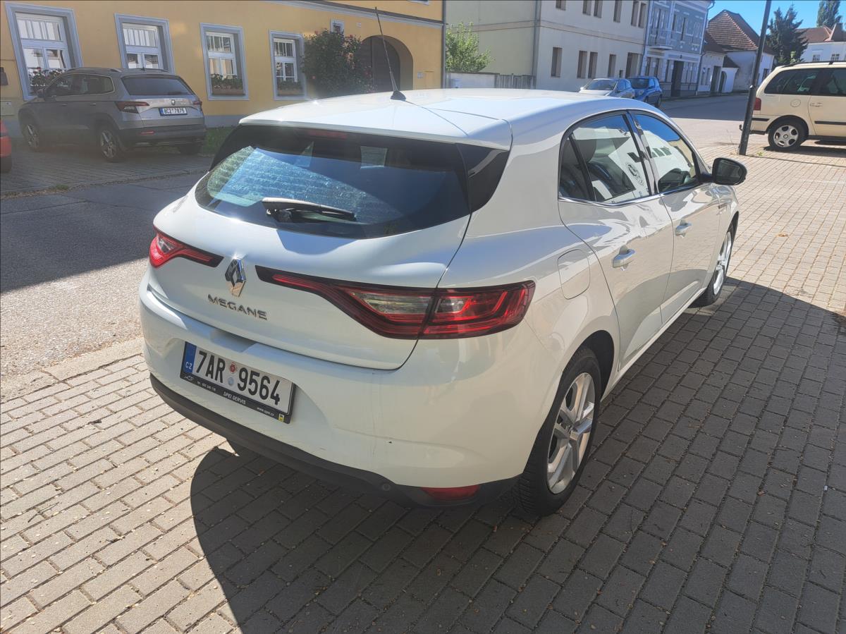 renault-megane-1-5-dci - 9