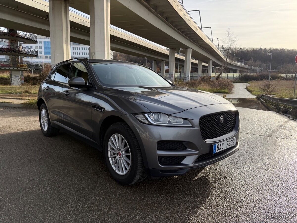 jaguar-f-pace-2-0 - 1
