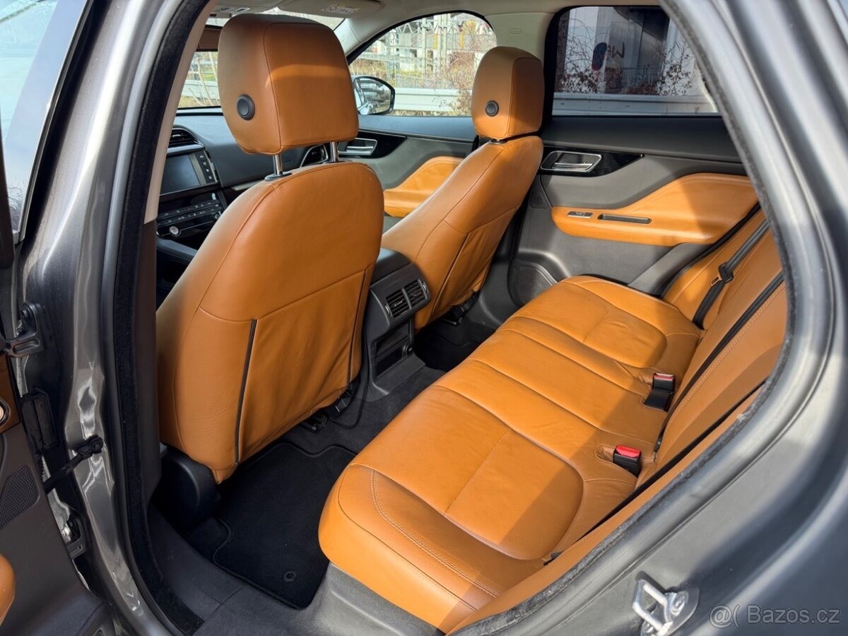 jaguar-f-pace-2-0 - 8