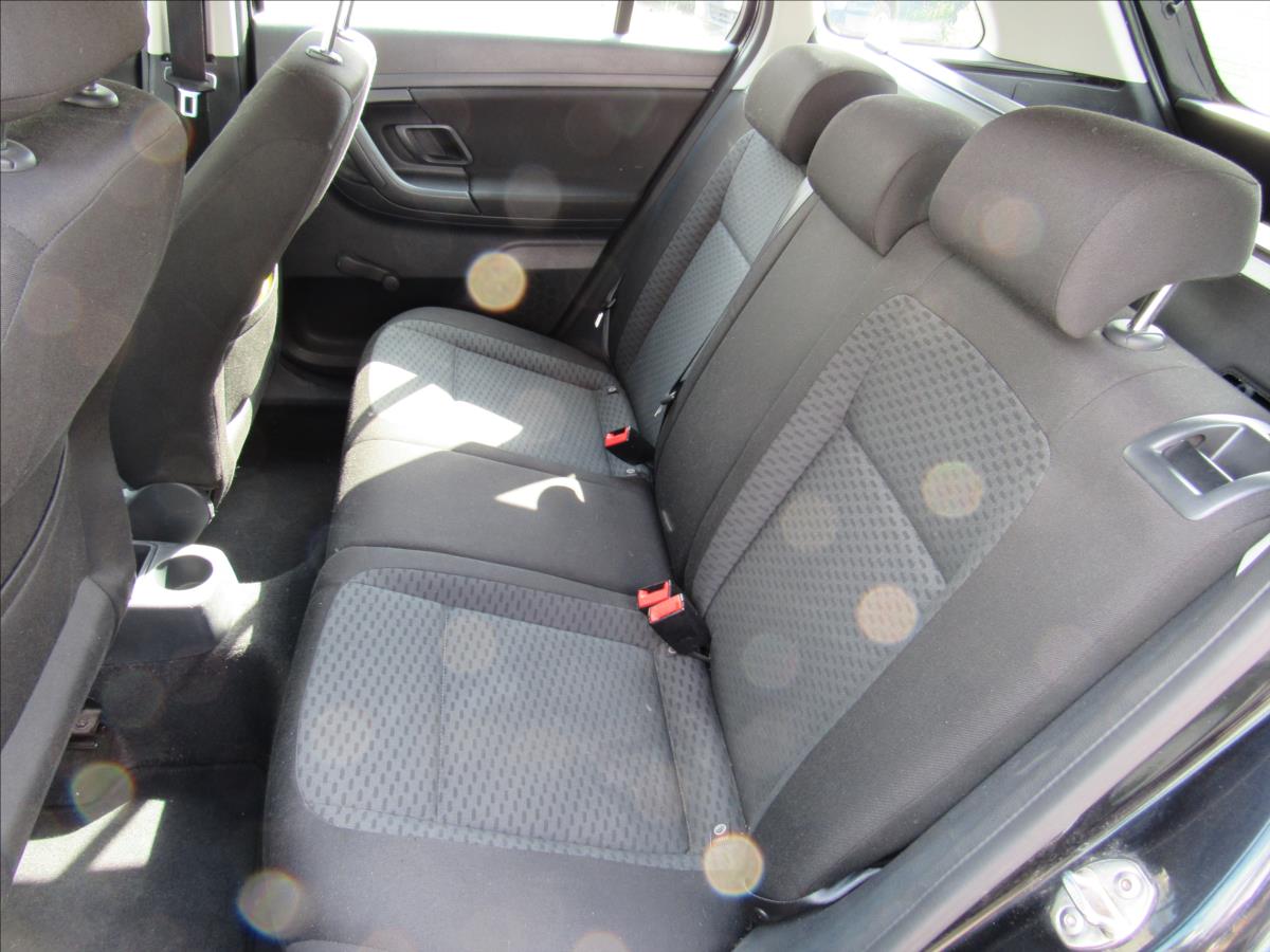 skoda-fabia-1-2-tsi-63kw-combi - 9