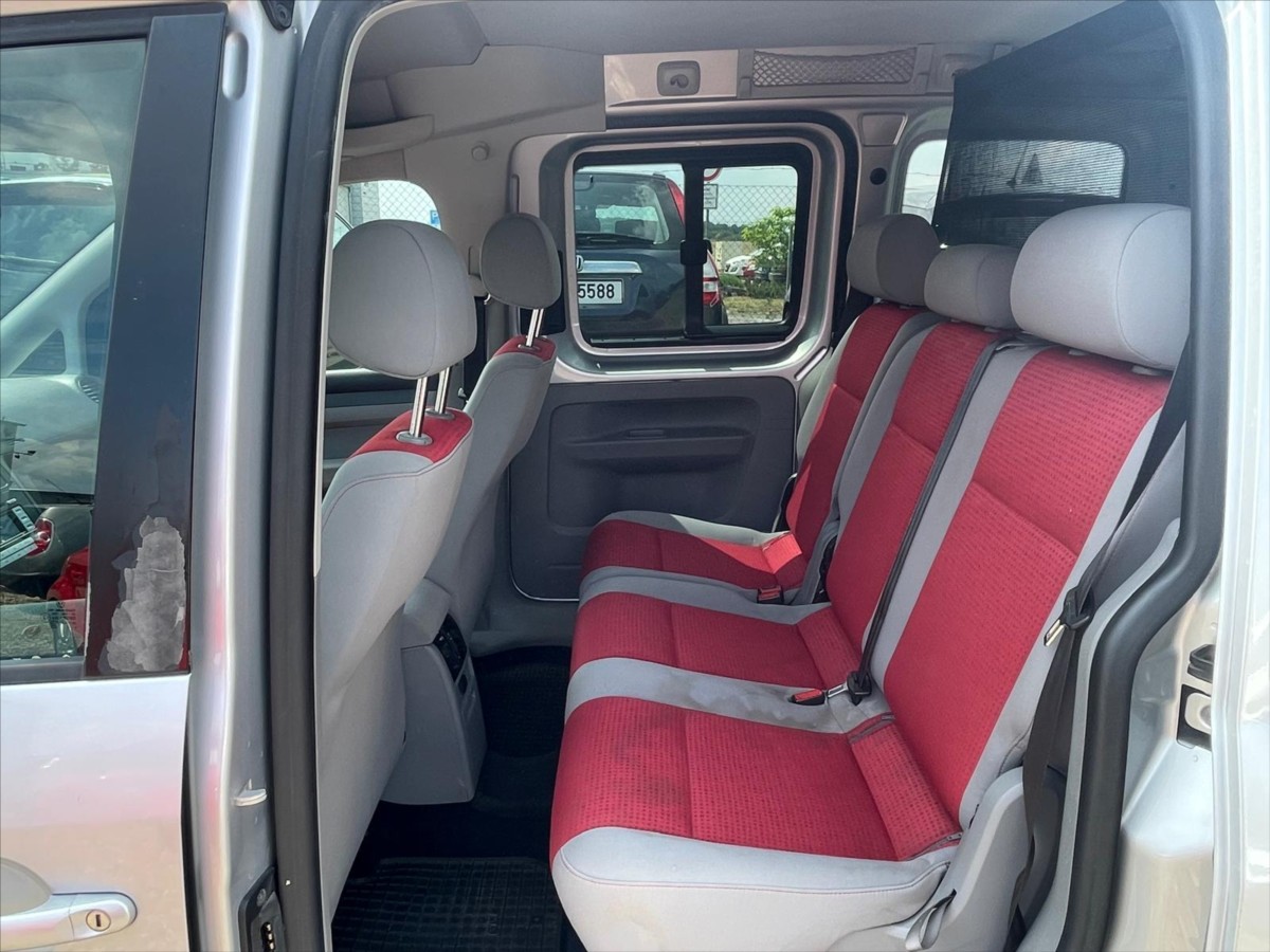 volkswagen-caddy-1-6-mpi-life - 8
