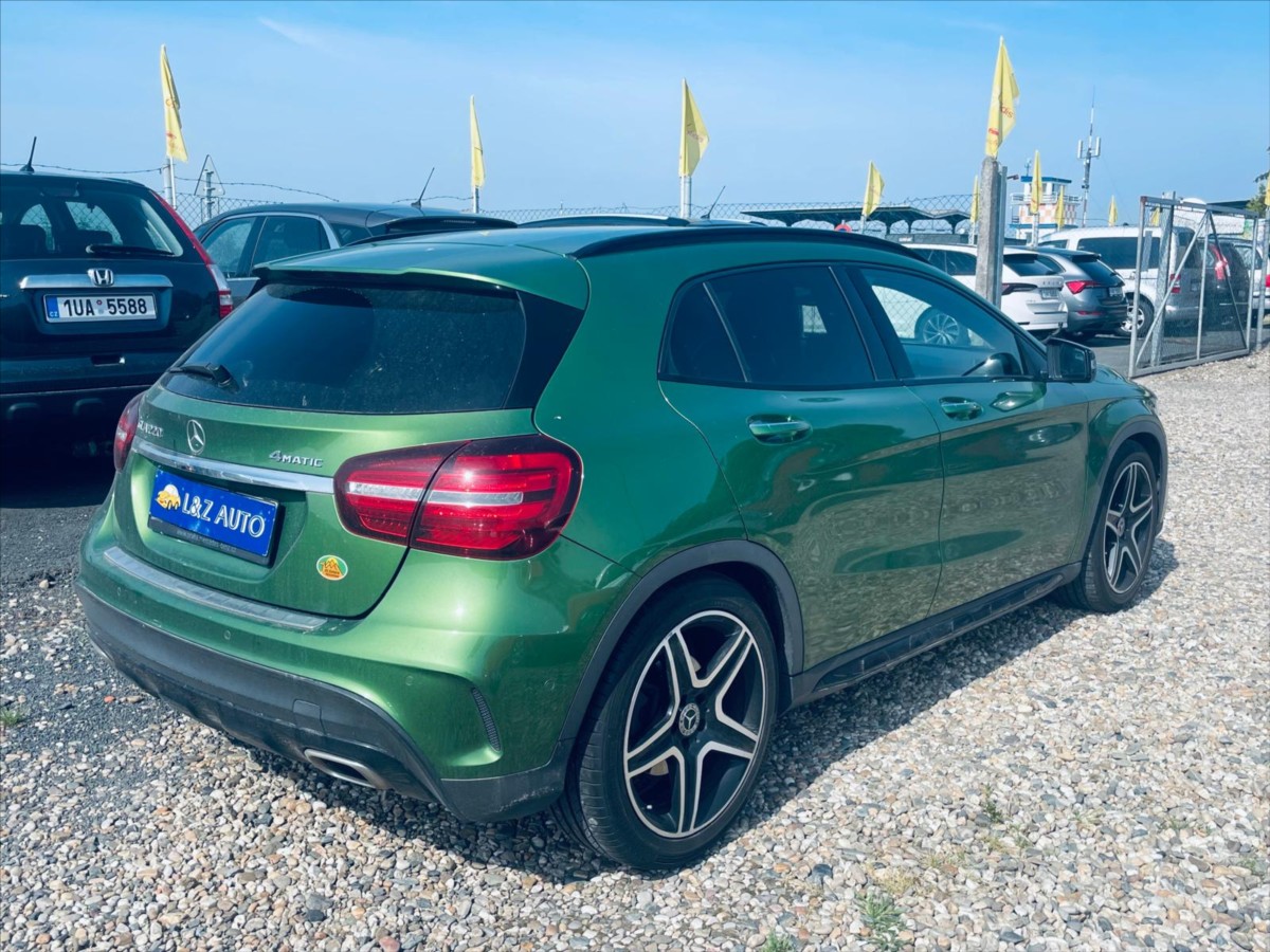 mercedes-benz-gla-2-0-220-4matic - 5