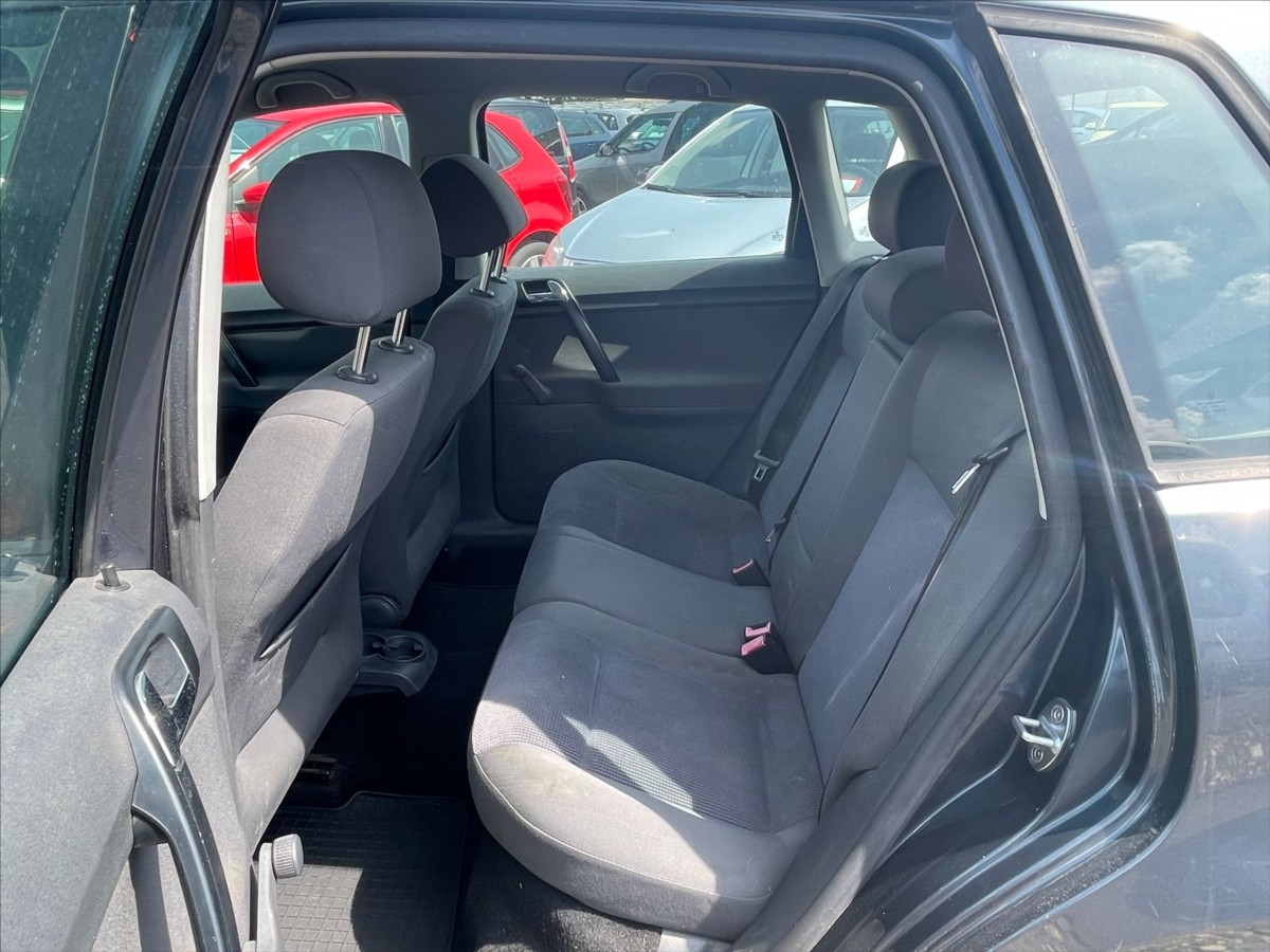 volkswagen-polo-1-2-htp - 8