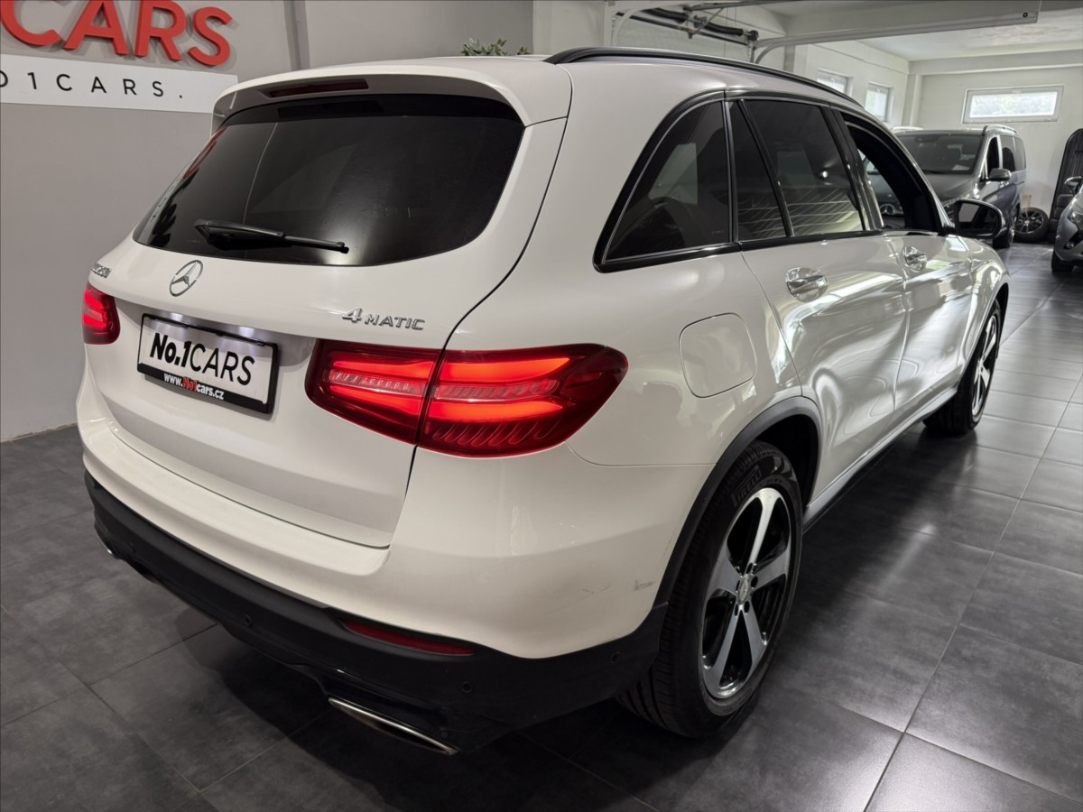 mercedes-benz-glc-2-0-250d-burm-360-panorama - 4