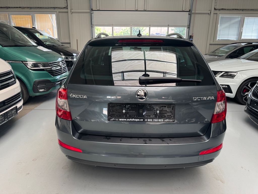 skoda-octavia-combi-1-6-tdi-ambition-edition - 4