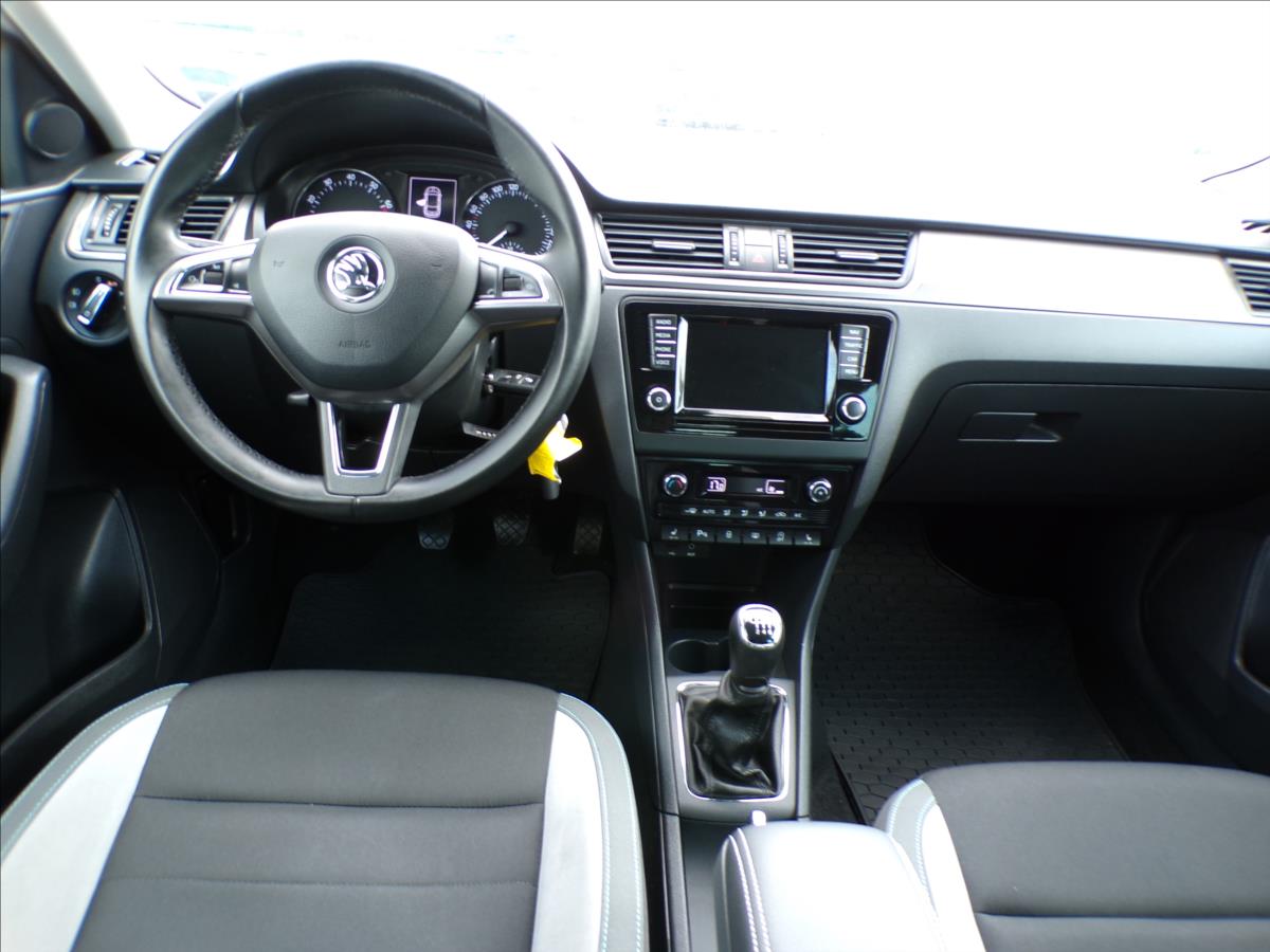 skoda-rapid-1-2-tsi-81kw-1-majitel - 6