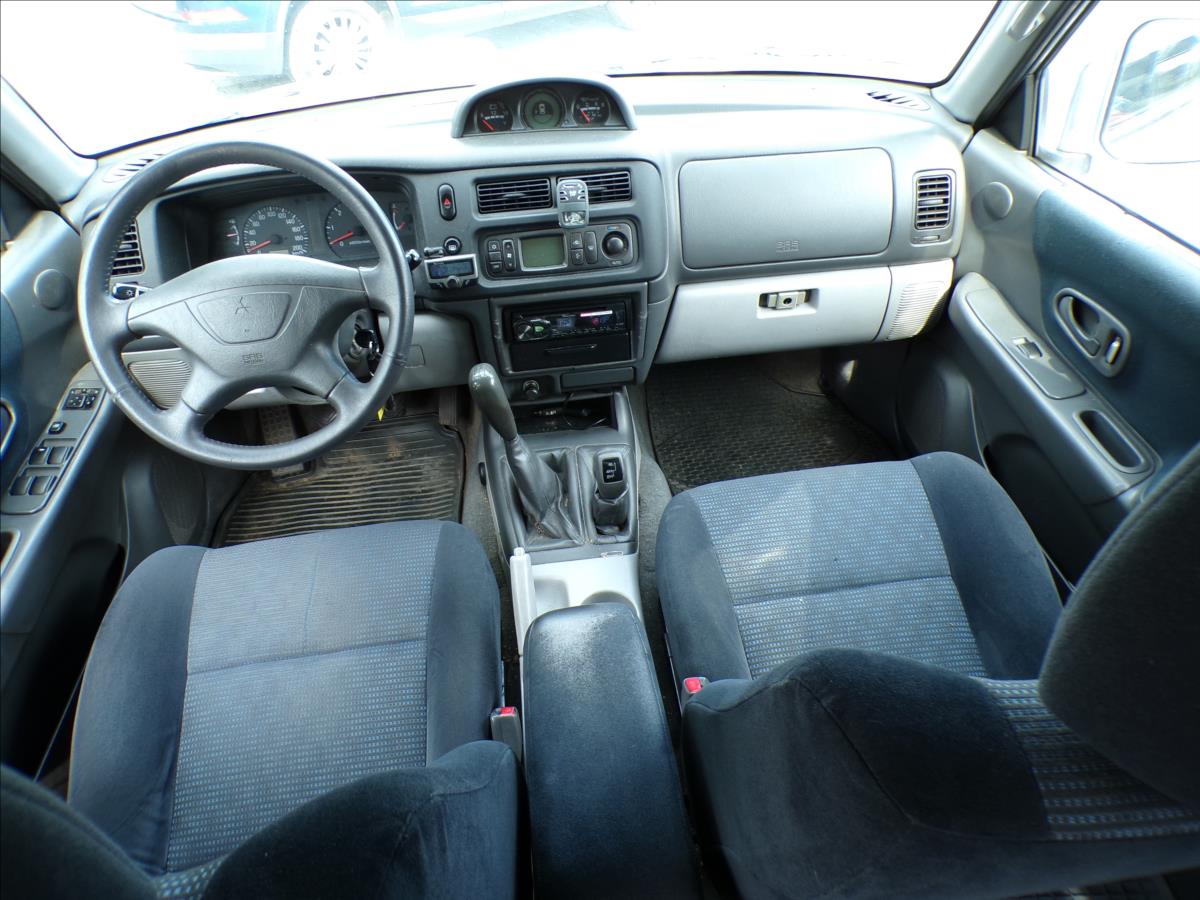 mitsubishi-pajero-2-5-td-sport-taz-zar - 6
