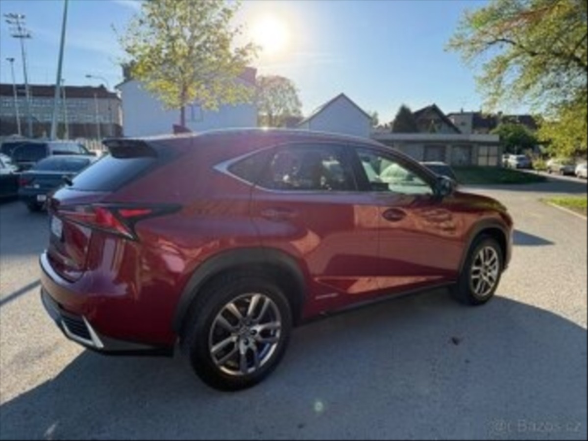 lexus-nx-300h-2-5-nx - 9