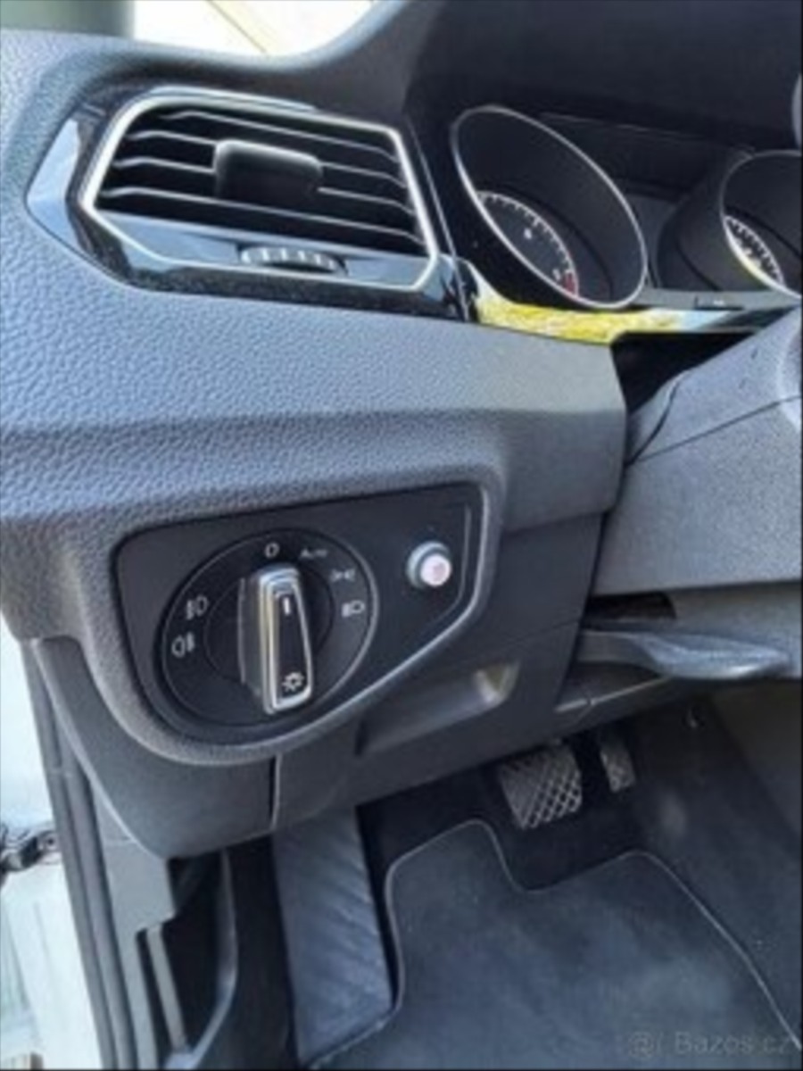 volkswagen-golf-sportsvan-1-6-tdi-highline-1-majitel - 2