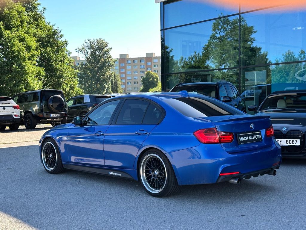 bmw-rada-3-335i-91-000-km - 3