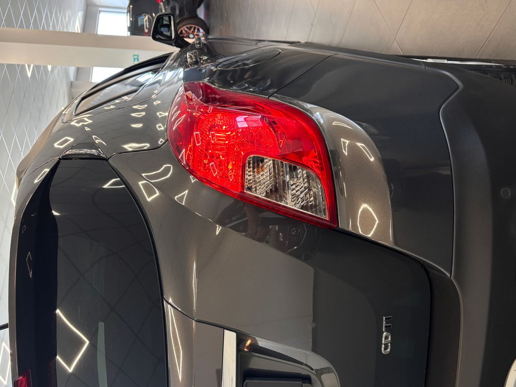 opel-mokka-1-6cdti-4x4-cosmo-sibr-kamera-plny-servis - 6
