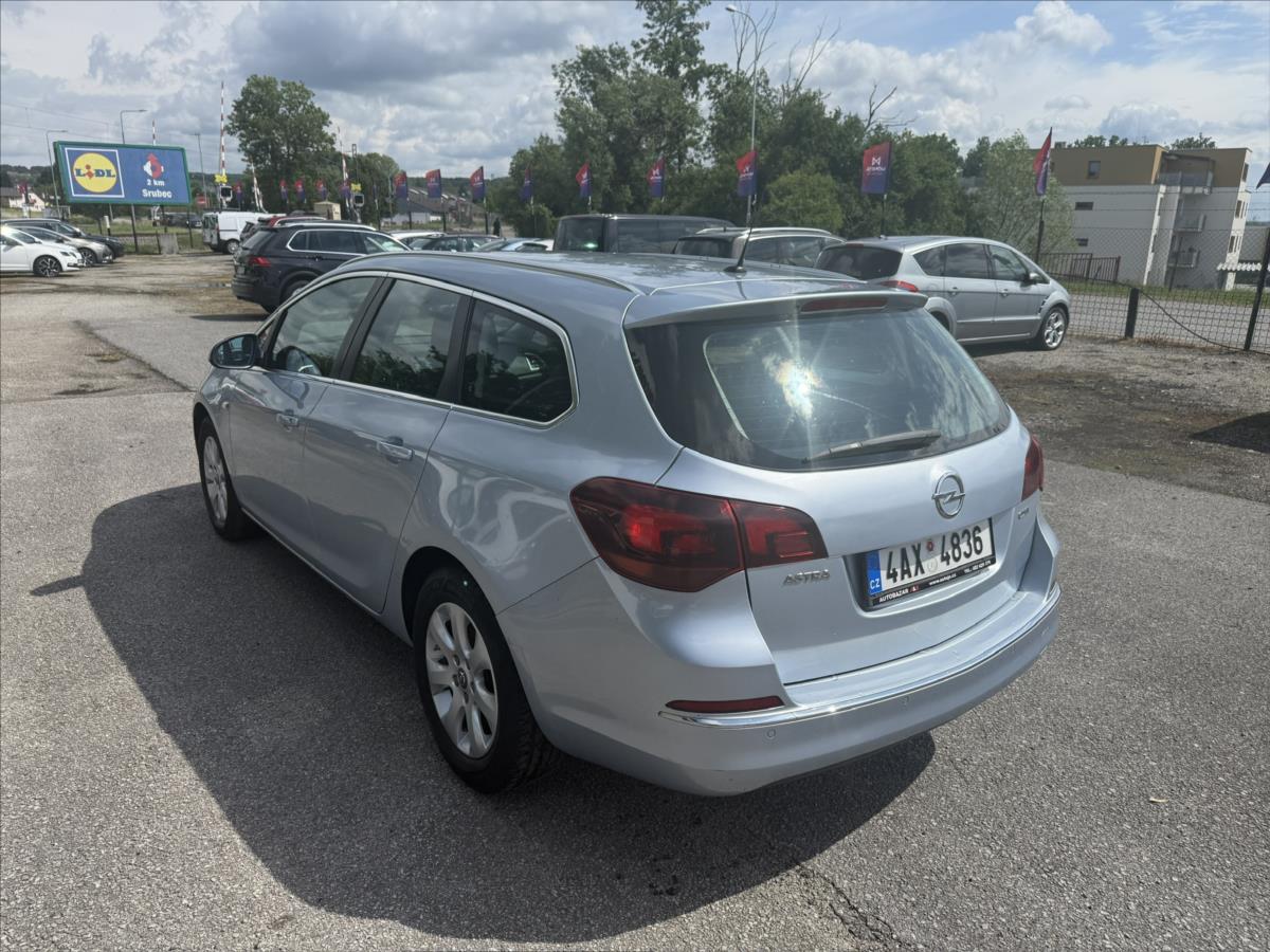 opel-astra-1-6-cdti - 6