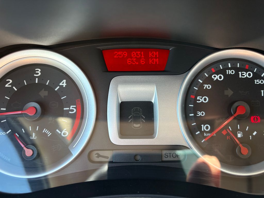 renault-clio-1-5-dci-63kw-klima - 8