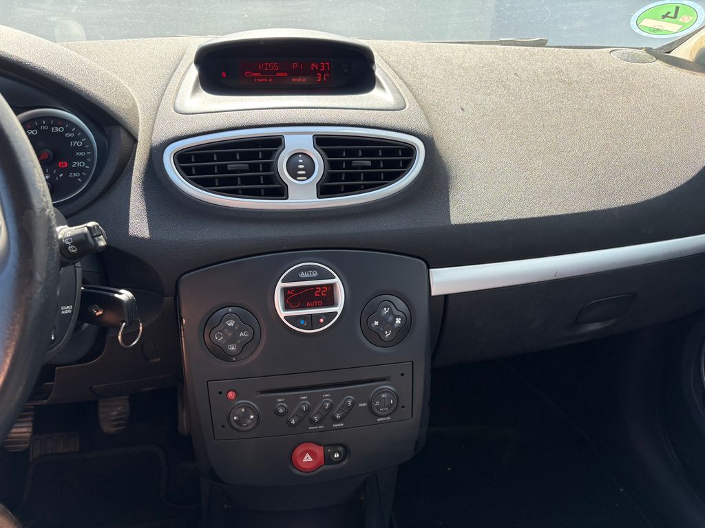renault-clio-1-5-dci-63kw-klima - 9