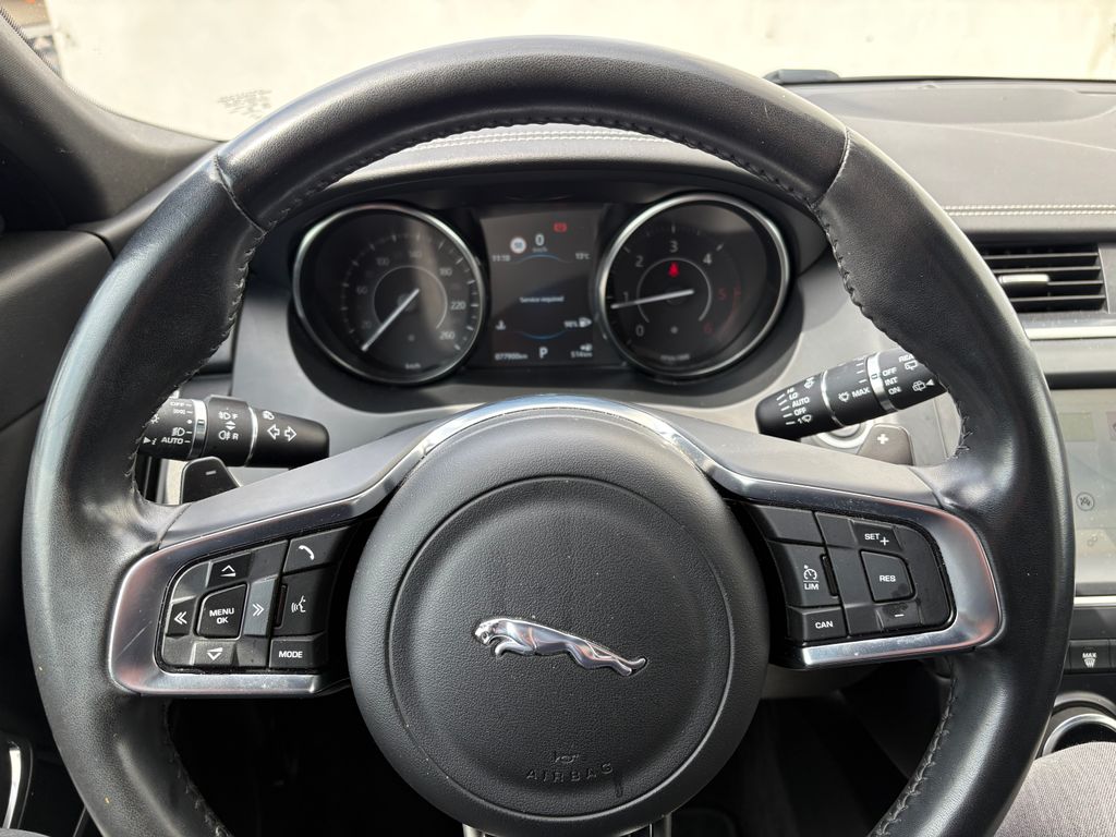 jaguar-f-pace-d180-r-dynamic-awd - 7