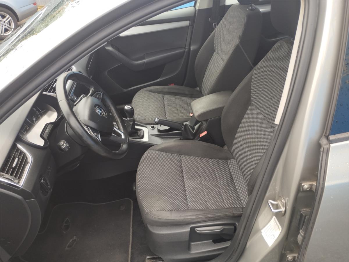 skoda-octavia-1-2-tsi-81kw - 6