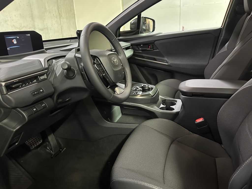 toyota-c-hr-bev-224k-77kwh-style-dynamic - 8