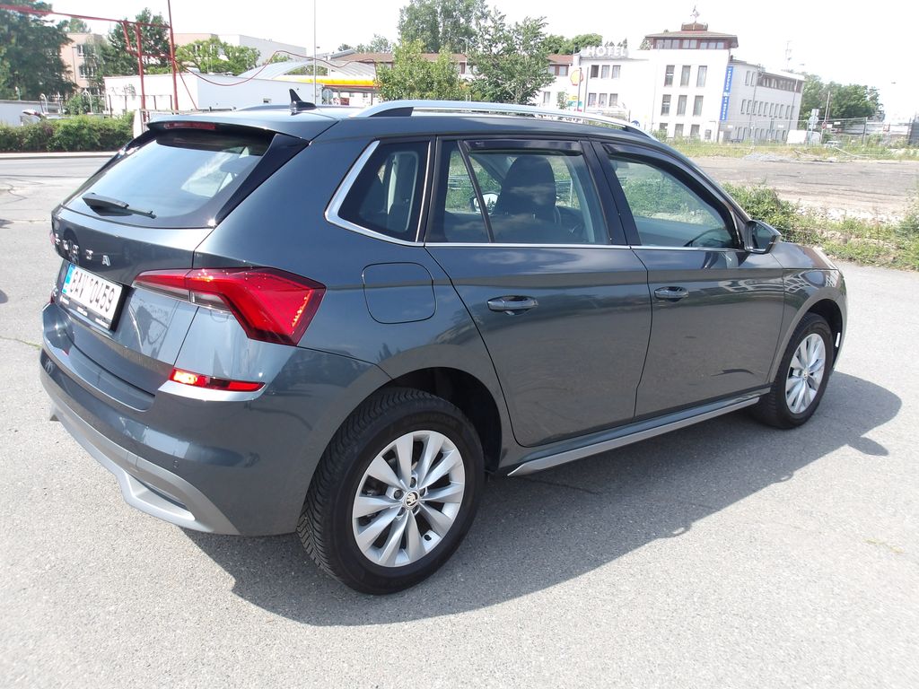skoda-kamiq-1-5tsi-automat-1-majitel - 1