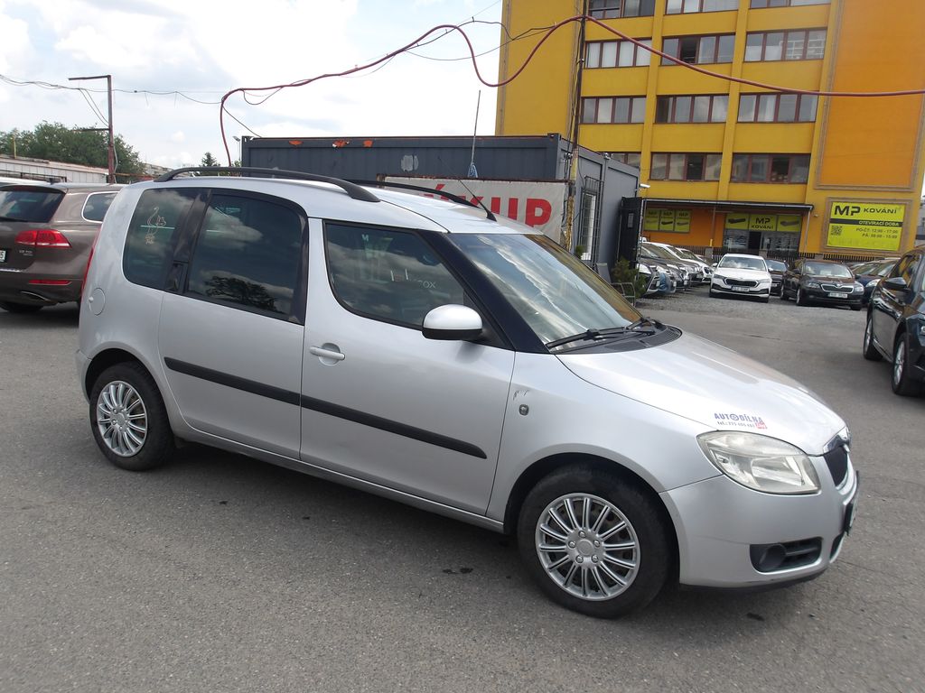skoda-roomster-1-6i-automat - 5