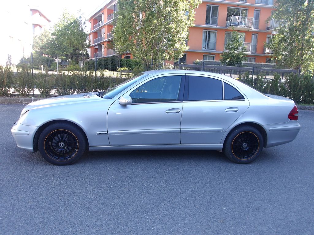 mercedes-benz-tridy-e-2-2cdi - 6