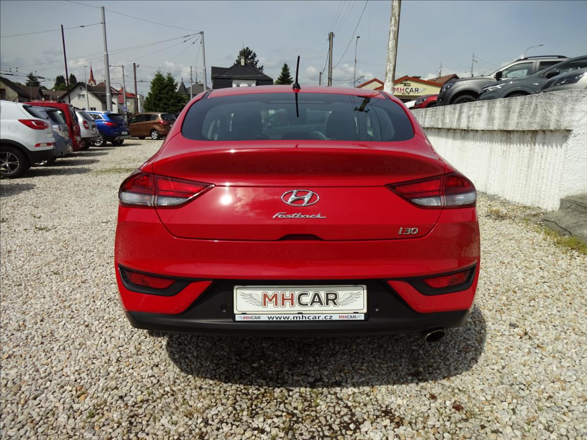 hyundai-i30-1-4-t-gdi-103-kw-fastback - 5