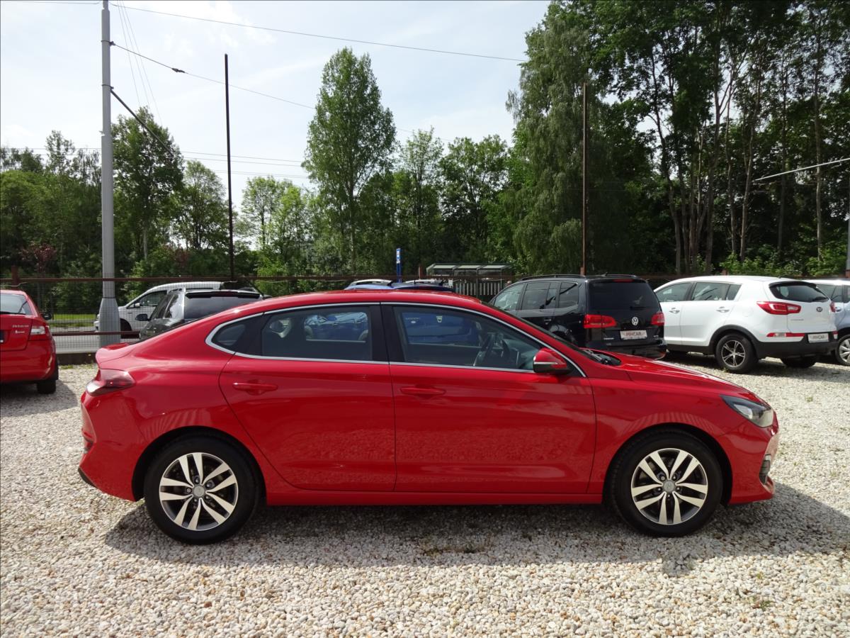 hyundai-i30-1-4-t-gdi-103-kw-fastback - 7