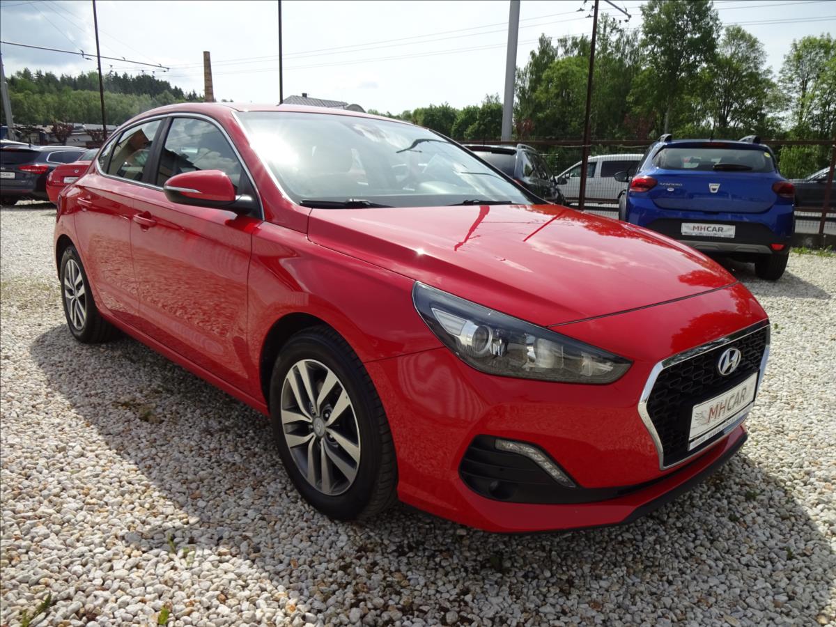 hyundai-i30-1-4-t-gdi-103-kw-fastback - 8
