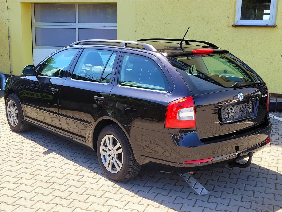 skoda-octavia-1-2-tsi-105k-serv-knizka - 8