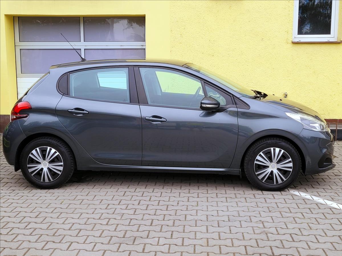 peugeot-208-1-2-cz-1-maj-po-rozvodech - 6