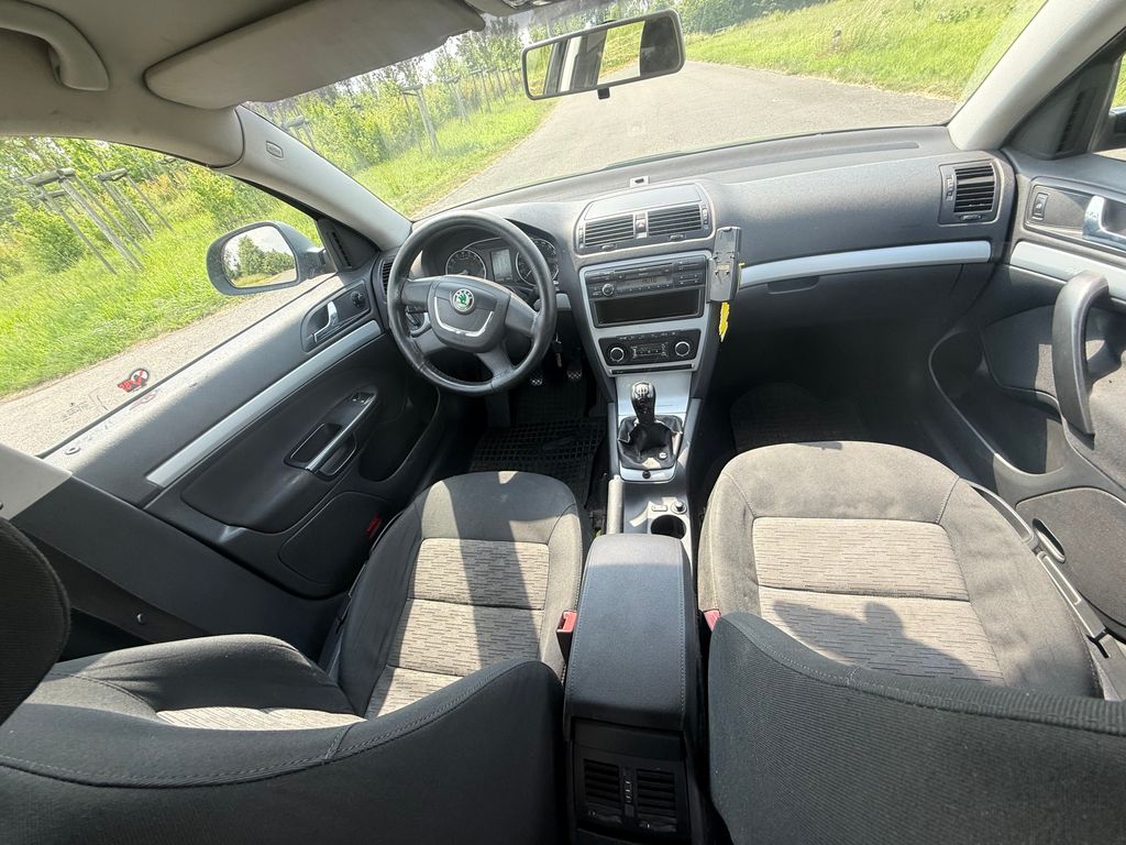 skoda-octavia-1-9-tdi-77-kw - 9