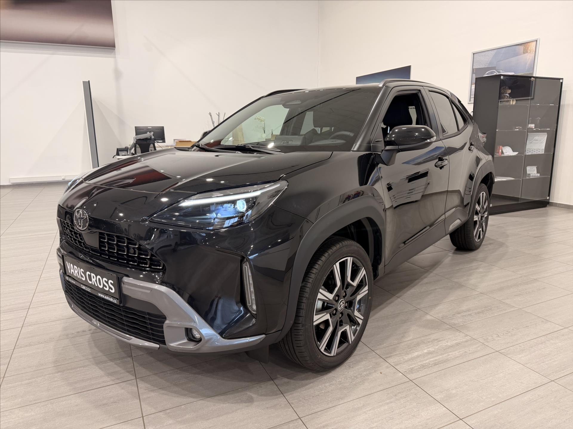 Toyota Yaris Cross 1,5 Executive monotone  (130k) Hybrid