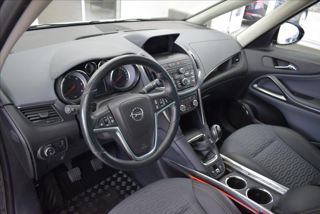 opel-zafira-2-0-ctdi-7-mist-nav-innovation - 8