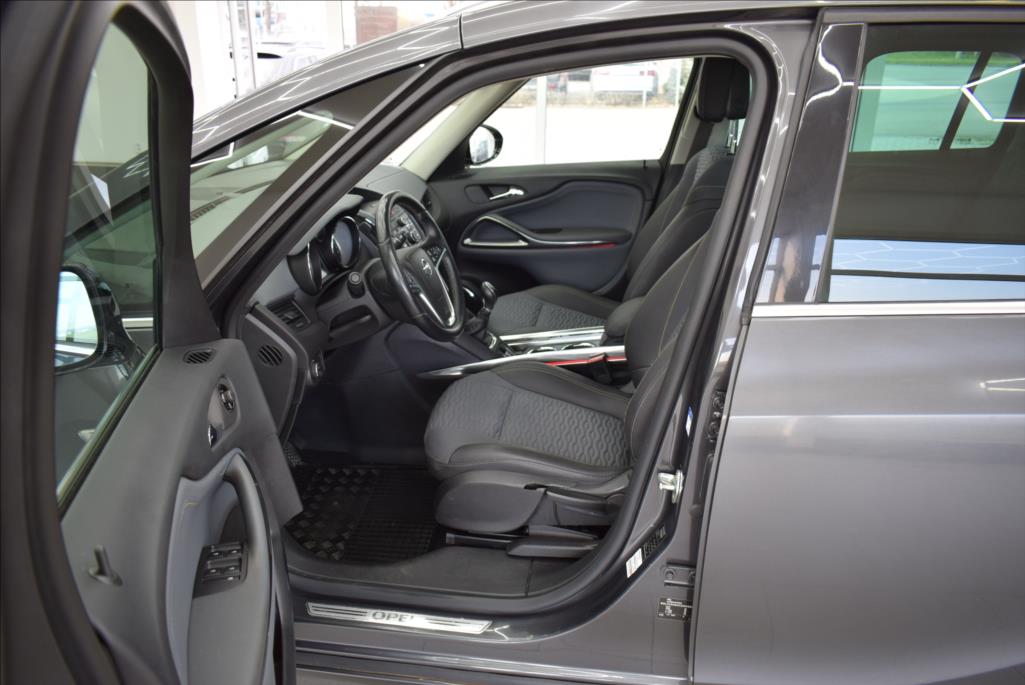 opel-zafira-2-0-ctdi-7-mist-nav-innovation - 9
