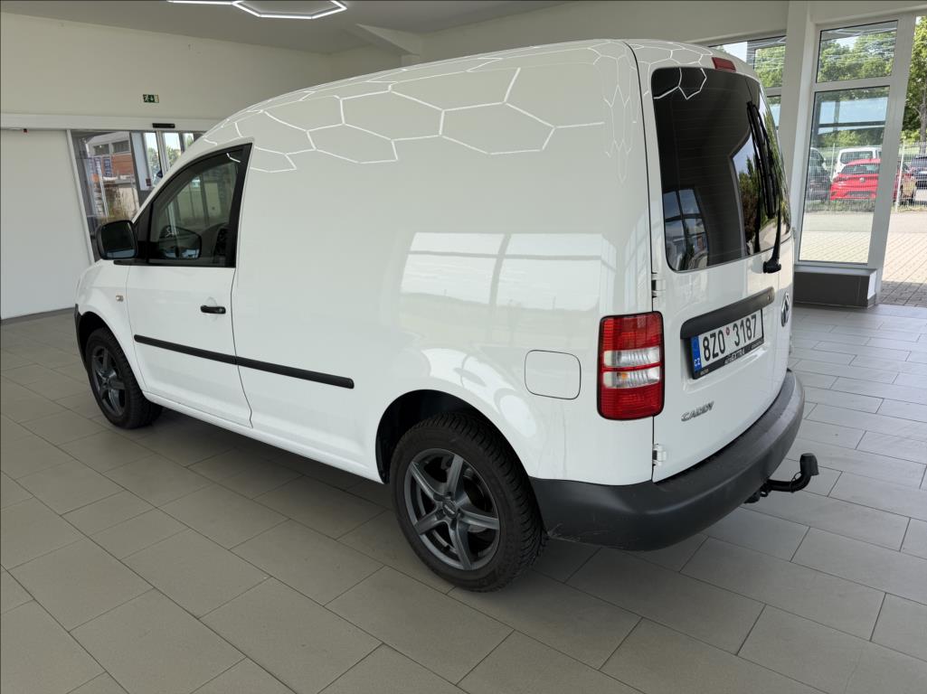 volkswagen-caddy-1-6-tdi-klima-tazne-tempomat - 2