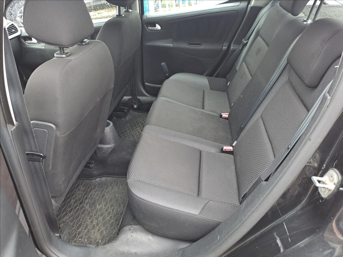 peugeot-207-1-4-hdi - 5