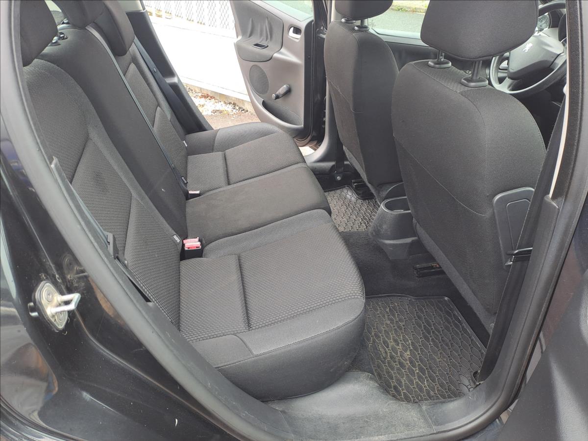 peugeot-207-1-4-hdi - 6