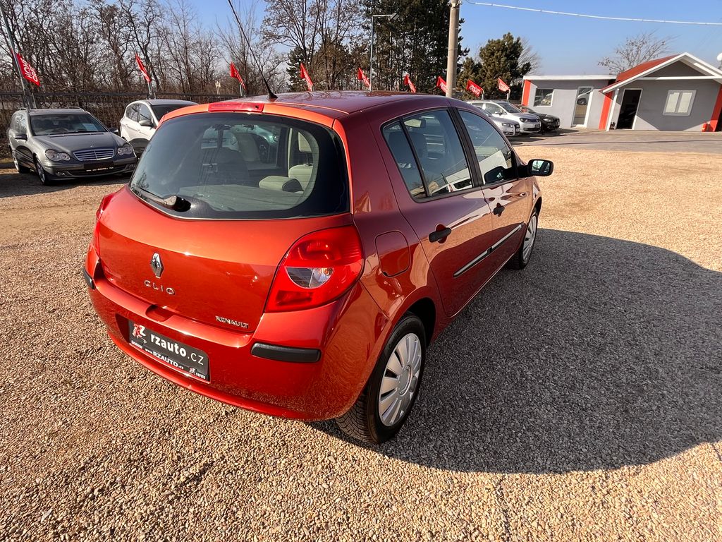 renault-clio-1-5dci-63kw-klima-nova-stk - 6
