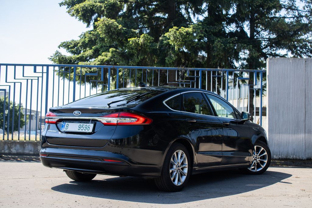ford-mondeo-titanium - 4