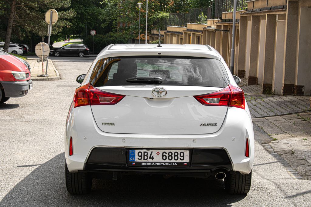 toyota-auris - 4