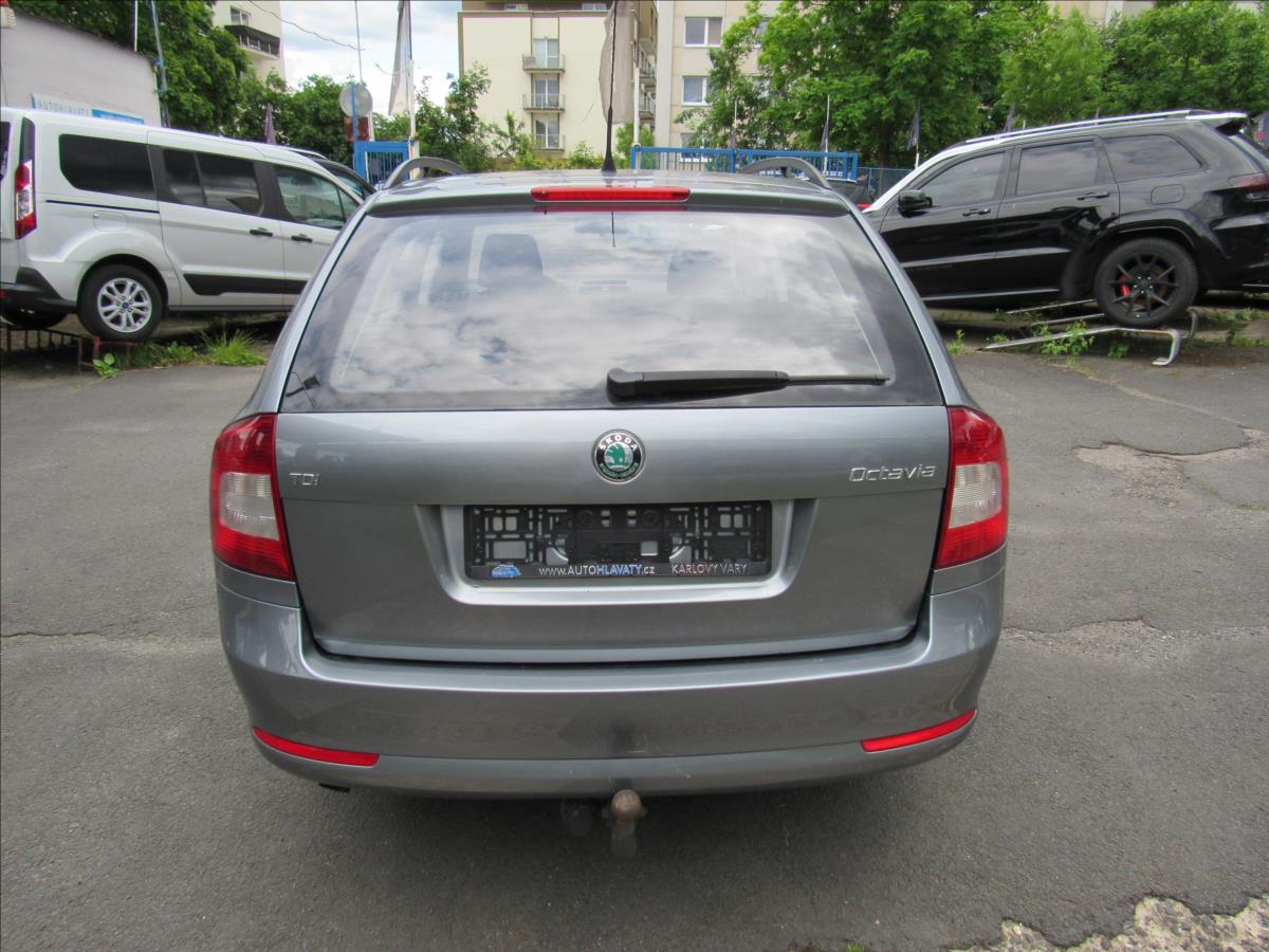 skoda-octavia-1-6-tdi-77kw-combi - 4