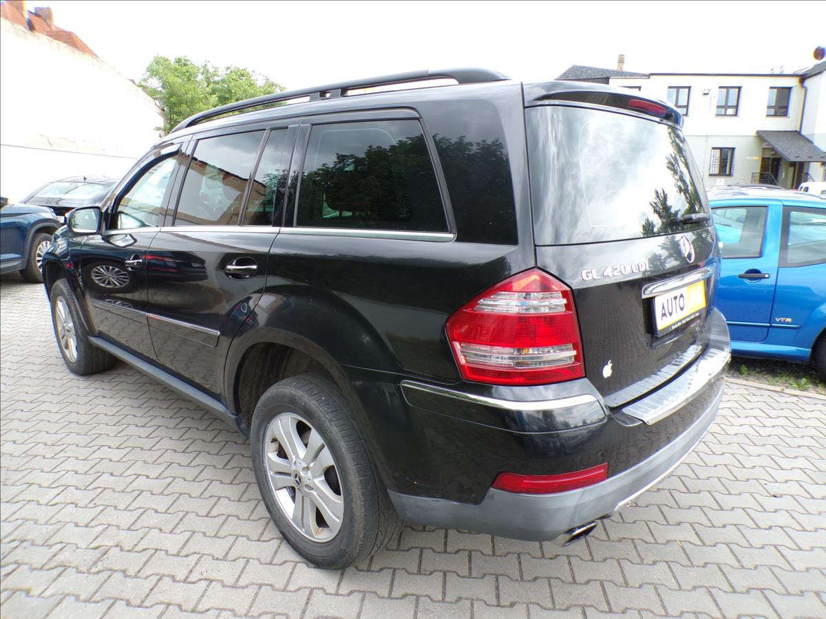 mercedes-benz-gl-4-0-v8-420-cdi-4matic - 3