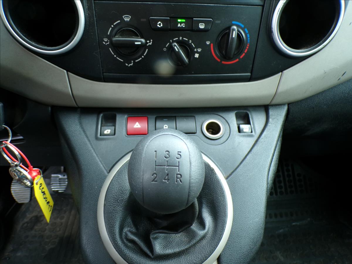 peugeot-partner-1-6-hdi - 9