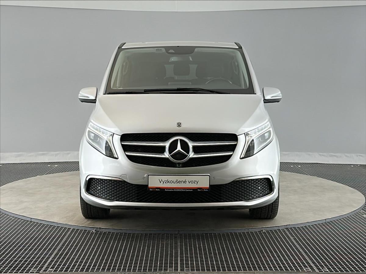 mercedes-benz-tridy-v-2-0-300d-avantgarde-4matic - 3