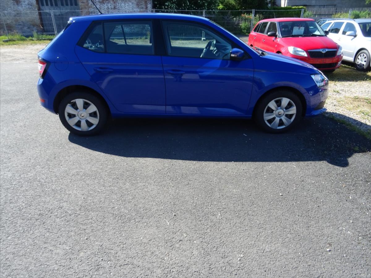 skoda-fabia-1-0-tsi - 2
