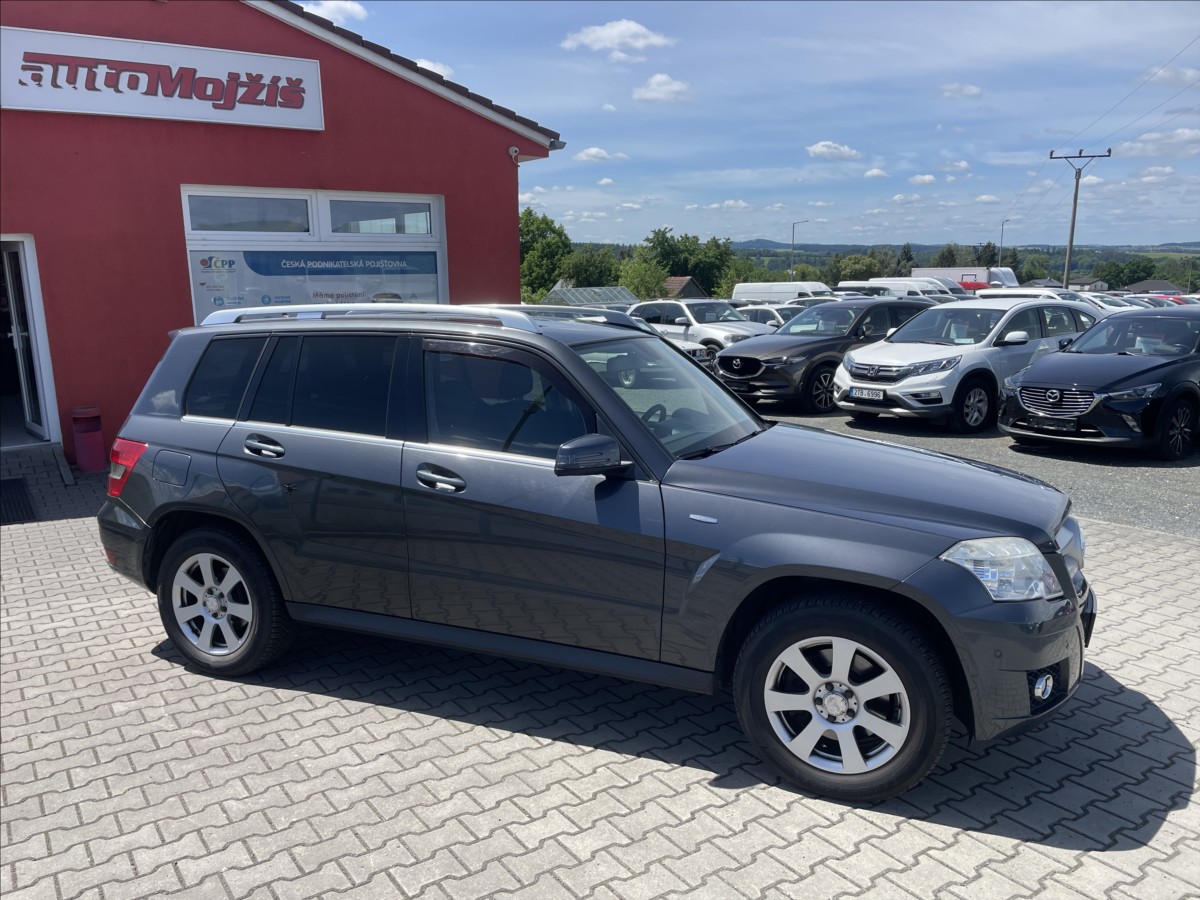 mercedes-benz-glk-2-2-d-at-4x4-tz-digiklima-ok-krasne - 7