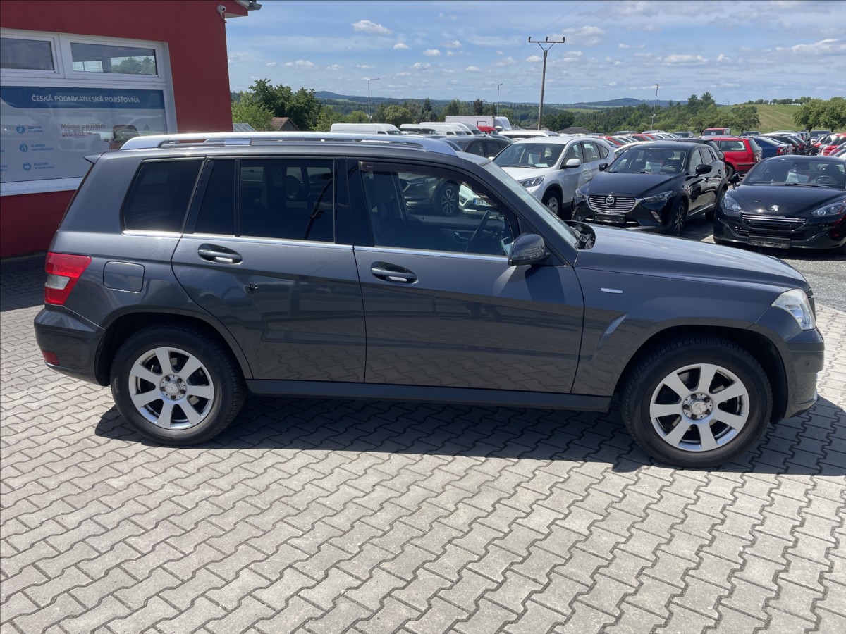 mercedes-benz-glk-2-2-d-at-4x4-tz-digiklima-ok-krasne - 8