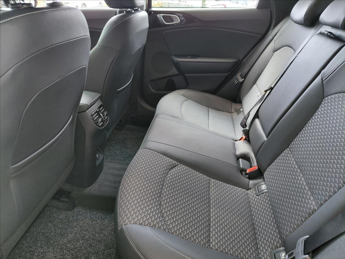 kia-xceed-1-6-t-gdi-7dct-exclusive - 9