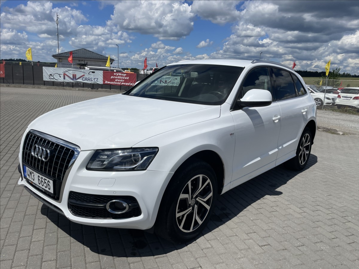 Audi Q5 3,0 TDi Quattro S-Line CZauto Nehavarované